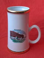 Retro Hollóházi füles pohár, korsó "BALATONFÜRED ANNABELLA SZÁLLÓ " felirattal és képpel