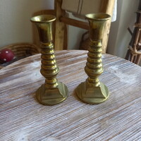 Régi bordázott réz gyertyatartó pár (12x5,2)