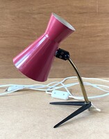 RETRO ASZTALI LÁMPA "V" ALAKÚ DESIGN FÉM LÁBBAL 28 CM