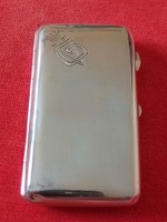 Ezüst cigaretta tartó
