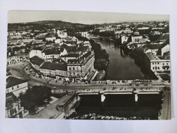 Régi képeslap - Románia Oradea Nagyvárad - városkép villamossal a hídon