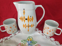 Art deco mintás alföldi porcelán kancsó két bögrével
