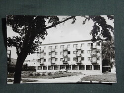 Képeslap,Szekszárd,Mártirok tere,bank látkép,részlet, 1965-