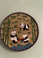 Tündéri Kinai rekeszzománc dísztányér pandamackokkal.