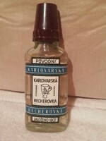 Retro Becherovka kis üveges likőr, 0,08l