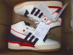 Adidas 38-as  új cipő,  hibátlan