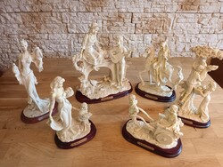 Szobor gyűjtemény - The Juliana Collection