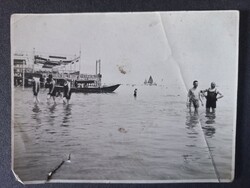 Régi fotó tengerparti fürdőzés sérült fotó 1940-es évek