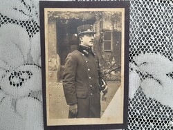 V.h. katona fotó
