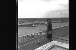 Régi 6x6cm fotónegatív Ferihegyi repülőtéren  - 1960-es évek