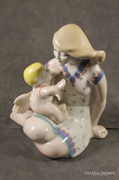 Vintage orosz porcelán figura  - Anya gyermekével