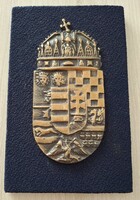 Falra akasztható  réz régi Magyar koronás címer  16 cm x 7,5 cm