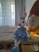 Lilla,  királylány nyuszika (horgolt nyuszi)