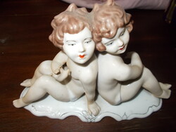 Két bájos pufók angyal, sziesztázó putto pár, Alpro román porcelán