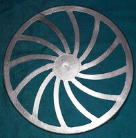 Mára már antik lábas fazék ,edényalátét alumínium 20 cm szép állapot a képek szerint 2