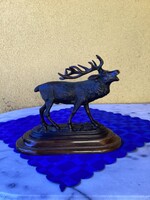 Antik bronz vadász szarvas szobor 19 cm.