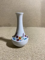 Régi porcelán váza, népi motívumokkal. 4272