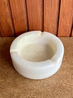 Carrarai fehér márvány hamutál