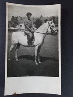 Régi  fotó egy fiú a lovon 1957-ben