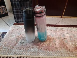 ÚJ !/Duplafalu 0.65 l-es -2db- termosz EGYBEN ,eladnám/ fotózás miatt  vettem az egyikről a cs    o