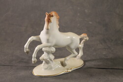 Porcelán ló 182