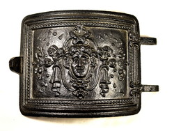 ANTIK HISTORIZÁLÓ ÖNTÖTTVAS KÁLYHA AJTÓ