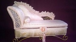 Ékszertartó dívány vagy babaház kiegészítő 2.