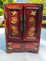 Szép régi kínai ritka  fa ékszertartó réz veretekkel