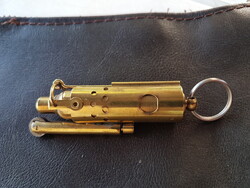 Benzines õngyûjtô