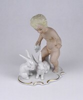 1V789 Hibátlan Schaubach Kunst nyuszikat etető kisfiú porcelán figura 14.5 cm