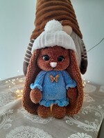 Mimi,  a babanyuszi (horgolt nyuszi)