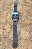 Retro halálmenő számológépes kvarcóra quartz újszerű állapotban szocreál kvarcjáték