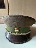 Magyar Néphadsereg tiszti sapka (1950–80-as évek), eredeti állapotban