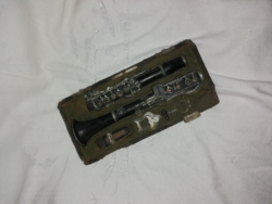 Poliakril asztaldísz, levélnehezék klarinét tokjában   Üp