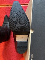 Hordatlan,új, prémium Mayura Western csizma 43 Vibram talpalással