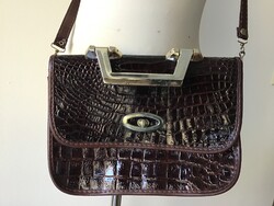 Barna bőrtáska, retikül a 90-es évekből– 28 cm x 20 x7 cm