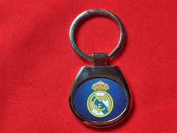REAL MADRID OVÁLIS FÉM KULCSTARTÓ
