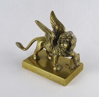 1V683 Antik szárnyas réz oroszlán szobor Szent Márk asztali levélnehezék 14 cm