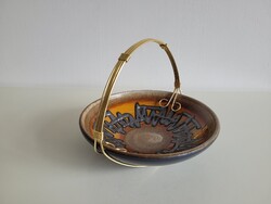 Mid century kerámia kosár asztalközép régi retro kínáló gyümölcskosár arany színű füllel