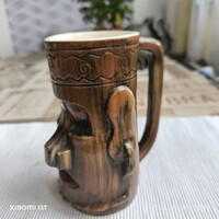 Különleges porcelán korsó eladó!