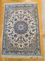 Eladó eredeti kézi csomózású Nain perzsa szőnyeg – 137 x 90 cm