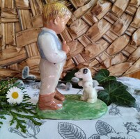Izsépy kerámia kisfiú kutyával
