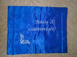 Szülinapi hímzett párnahuzat 20.szülinapra, kék