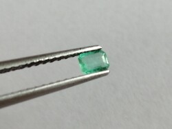 0.20ct 4.7x3.1mm Valódi, Természetes, Gyönyörű Smaragd Drágakő