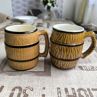 Retro,kerámia korsó 0,5 literes 2 db  eladó!