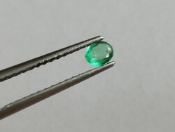 0.20ct 4.1x3.6mm Valódi, Természetes, Gyönyörű Smaragd Drágakő