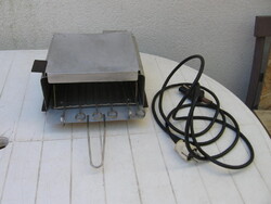 Retro melegszendvicssütő , grill sütő