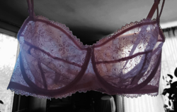 Halvány rózsaszín Calvin Klein 80 DD, UK 36DD méretű szép állapotú csipkés melltartó