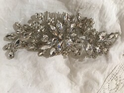 HAJDÍSZ - ÚJ  - ALKUKÉPES - 14 x 5,5 cm -  STRASSZOS - FÉM - HIBÁTLAN