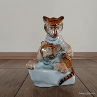 Régi Herendi porcelán tigriskölykök